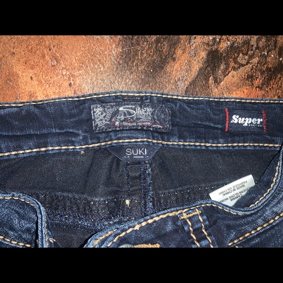 these park of jeans I’ve only wore twice, they are suki jeans. - Picture 4 of 4